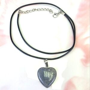 Natural Stone Heart Pendant Necklace​
